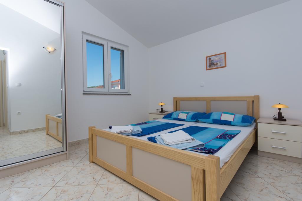 Apartments Jaman Ivan Trogir Exterior photo